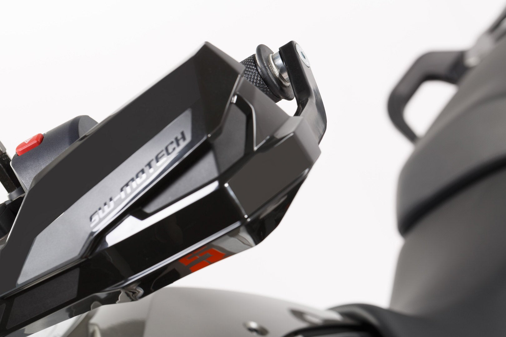 SW-Motech KOBRA Handguard Kit - Preto. KTM 1090/1190 Adv, 1290 SAdv. Figura 2