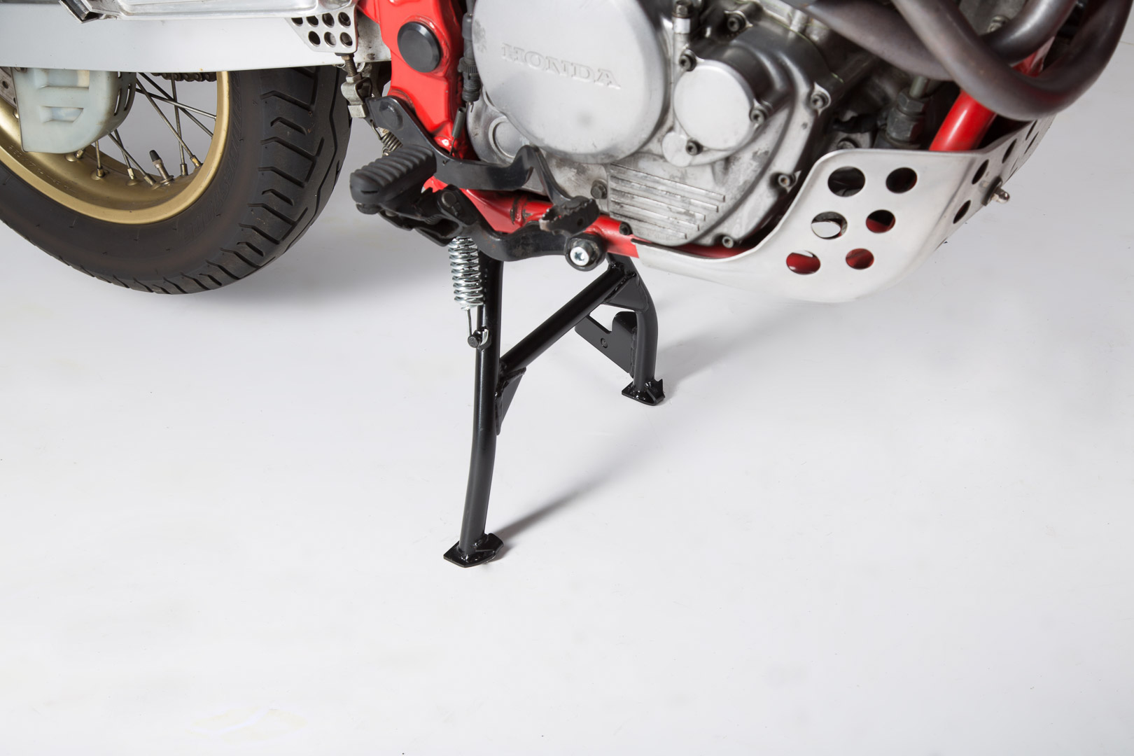 Standul SW-Motech - Negru. Honda NX650 Dominator (88-95). Figura 3