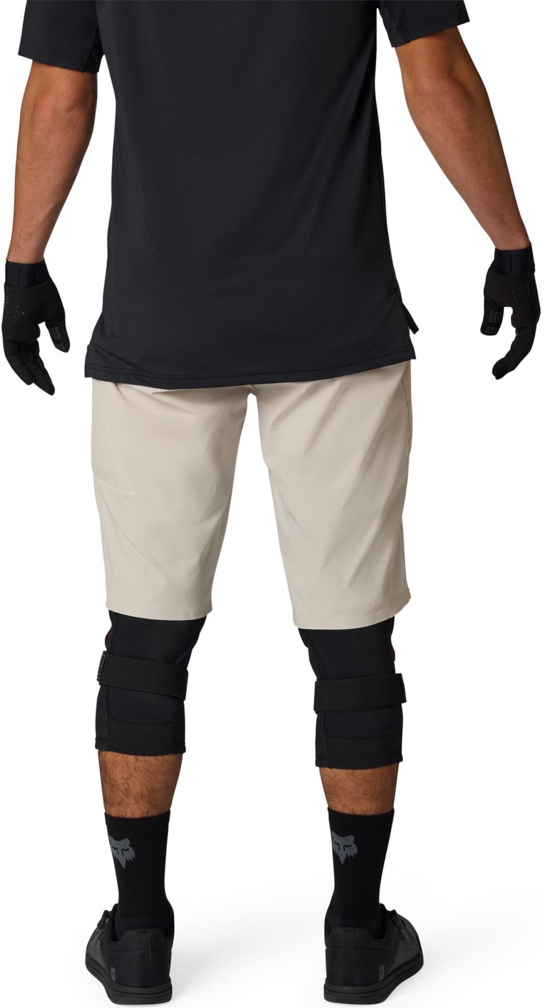 FOX Flexair Sykkelshorts hvit 30 Figur 6