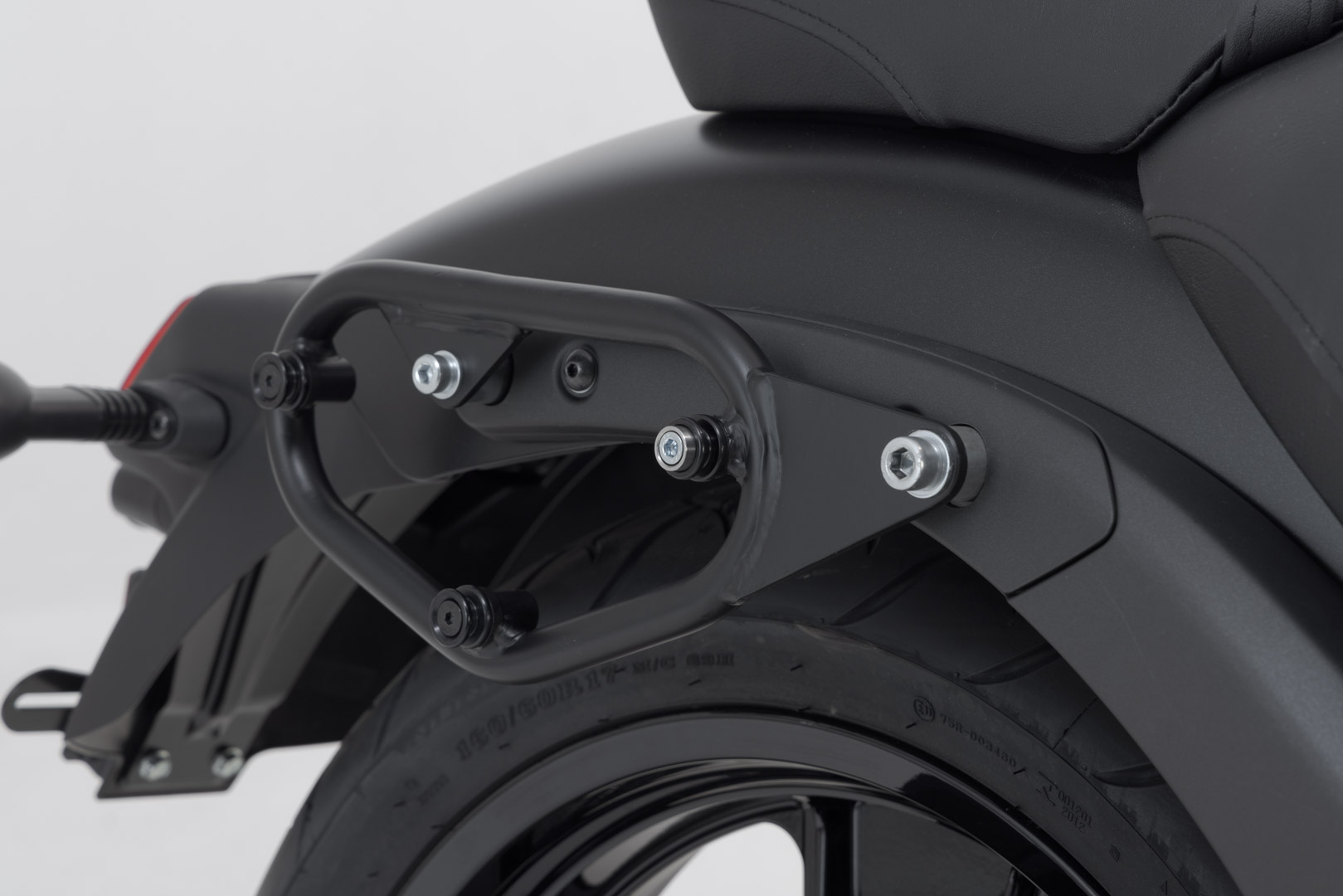 SW-Motech SLC portavion lateral dreapta - Kawasaki Vulcan S (16-). Figura 4
