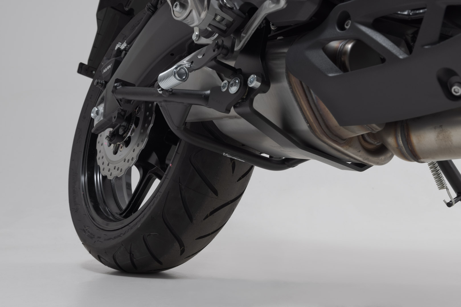 Standul SW-Motech - Negru. Kawasaki Versys 650 (14-). Figura 5