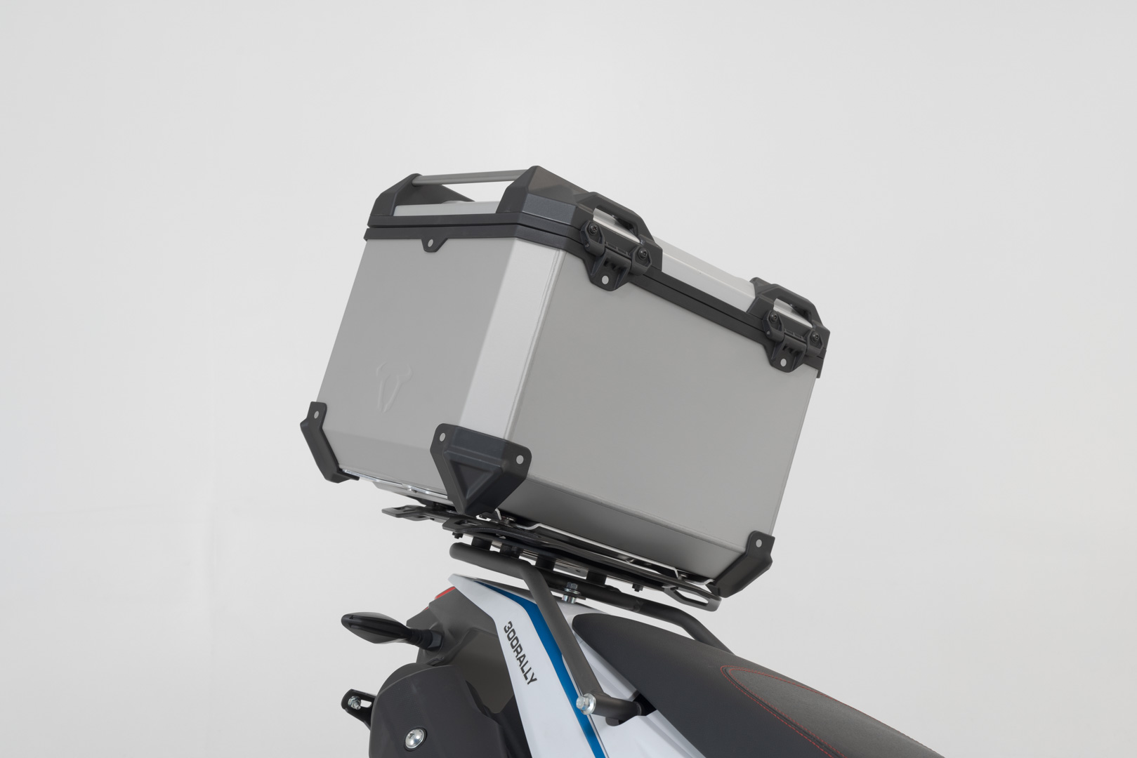 Sistem top case SW-Motech TRAX ADV - Argintiu. Voge 300 Rally (23-). Figura 5