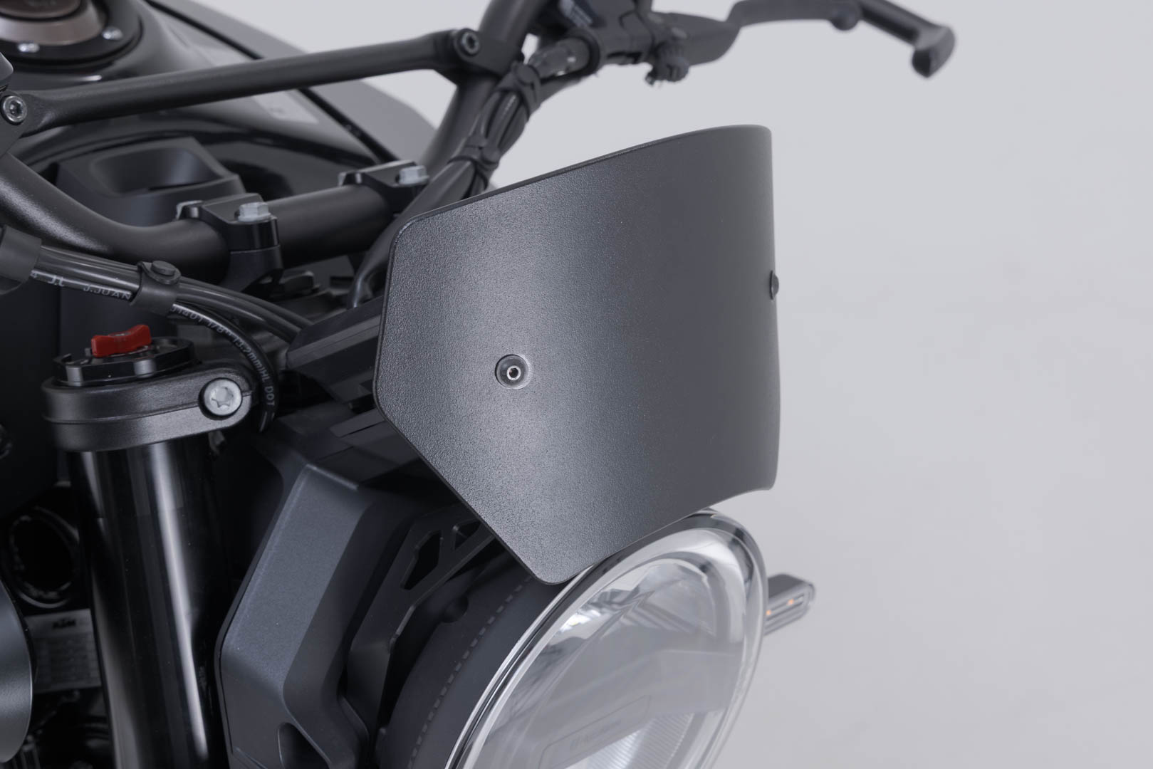 Parbrizul SW-Motech - Negru. Husqvarna Svartpilen 801 (24-). Figura 5