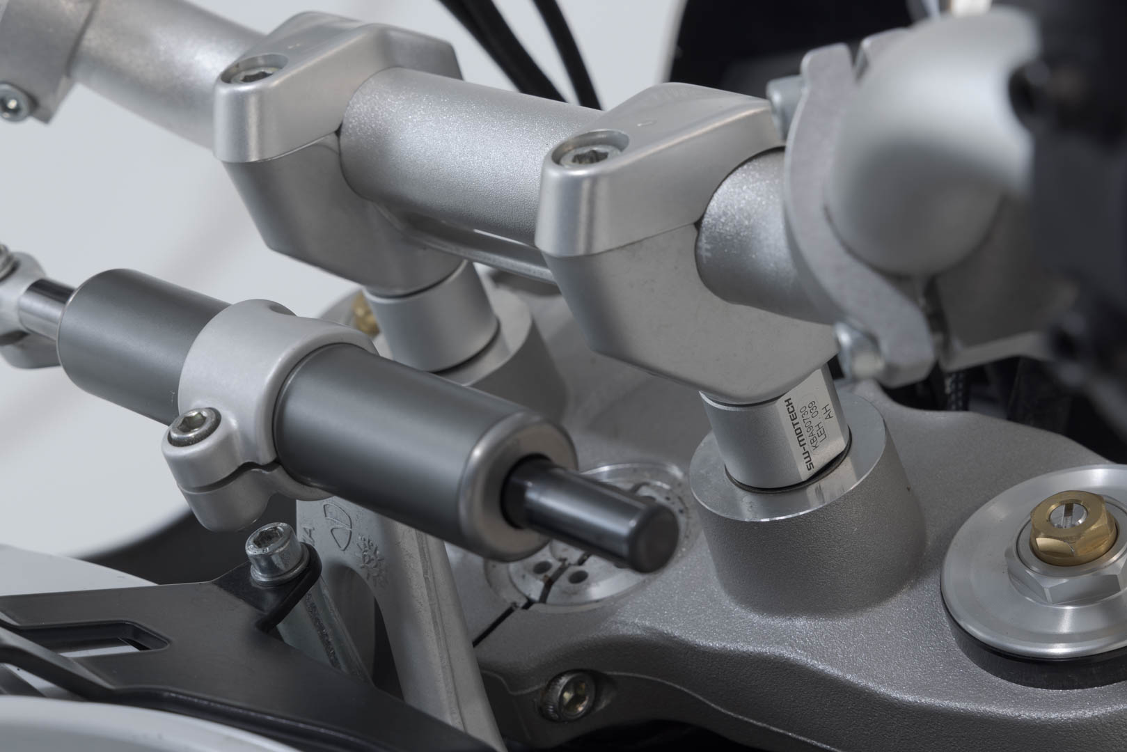 Riser de bară SW-Motech - Argintiu. Ducati DesertX (22-). Figura 4