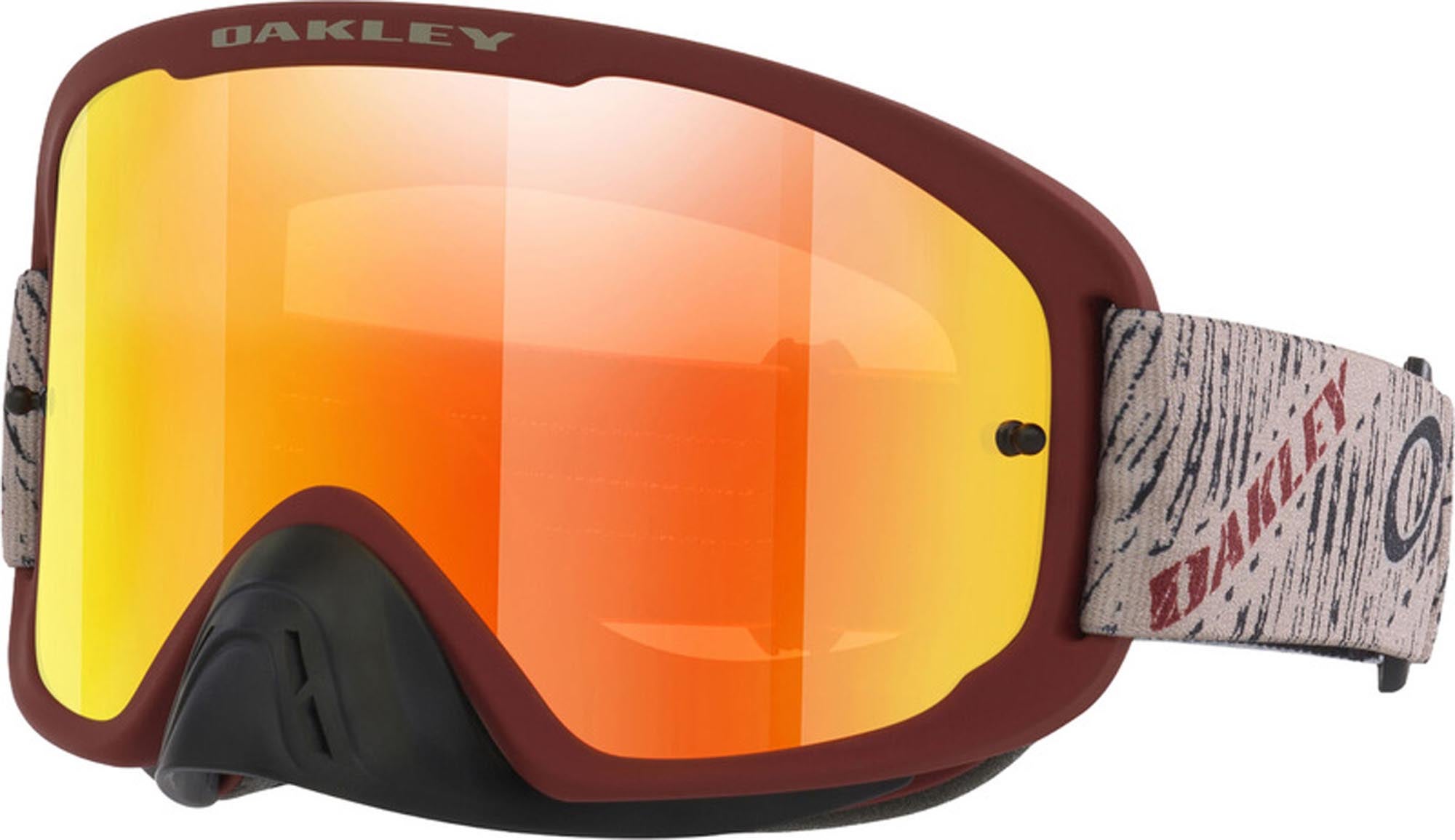 Oakleyゴーグルは、オンラインで安価にお求めいただけます
