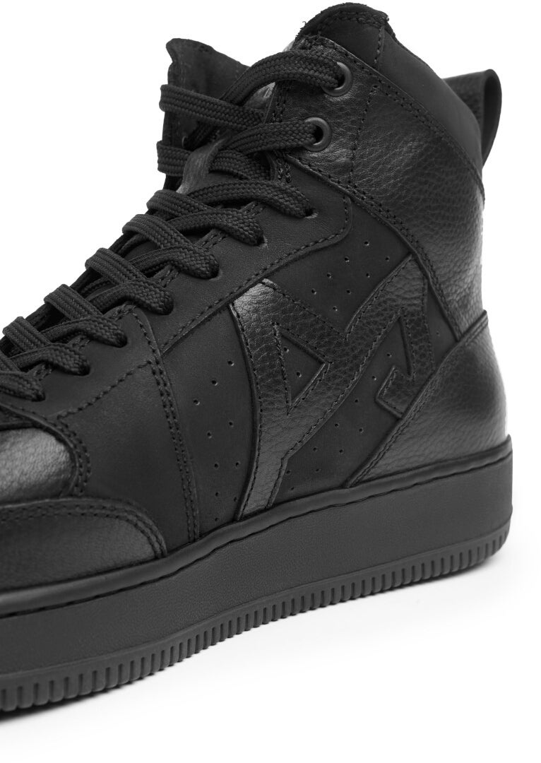 Side view of Pando Moto Apex perforated Motorcycle Shoes