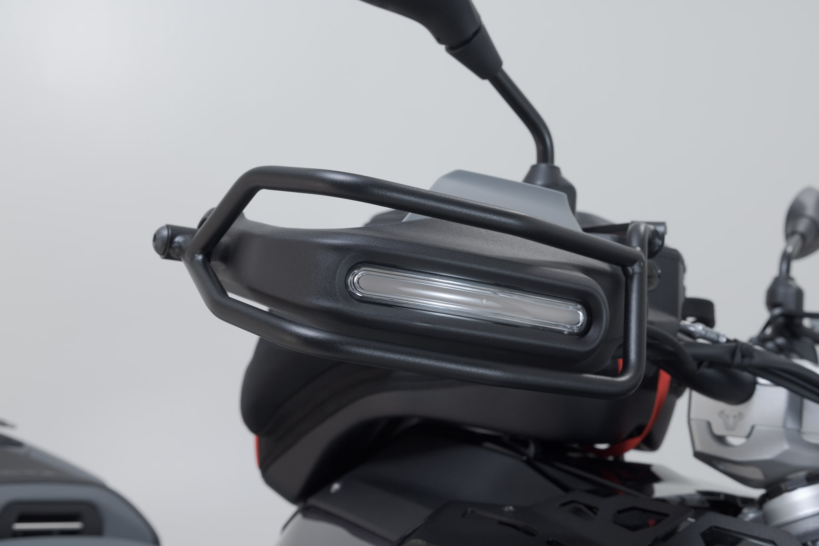 SW-Motech Handguard - Negru. BMW R 1300 GS (23-) / Adventure (24-). Figura 3