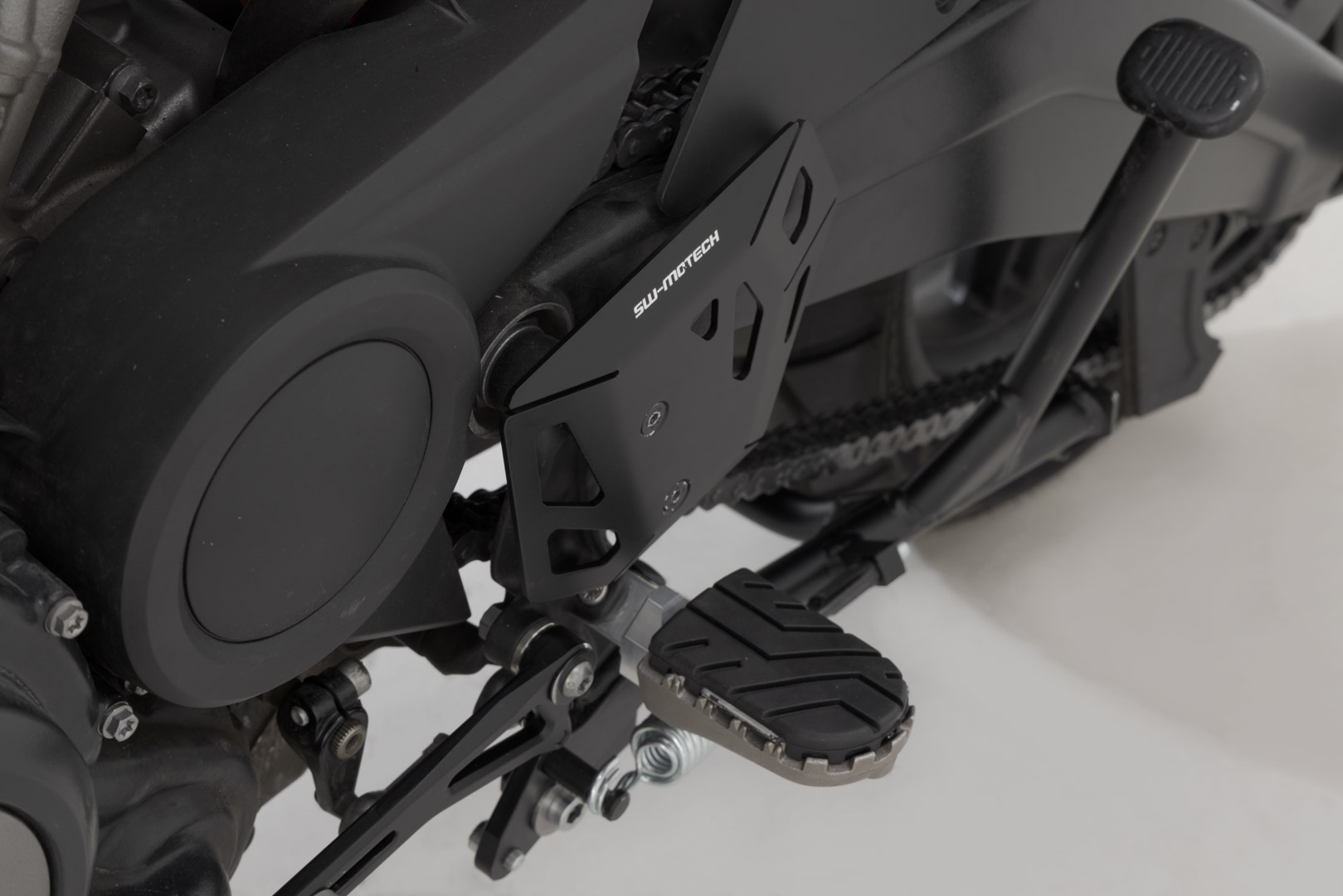 SW-Motech Heel guard stânga - Negru. Harley-Davidson Pan America (21-). Figura 3