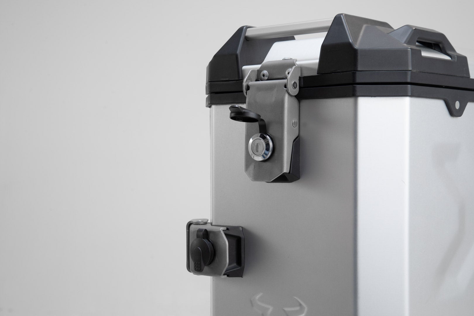 SW-Motech TRAX lock set with anti-theft protection PRO - 9 matching locks, 2 keys. Anti-theft protection. Figure 4