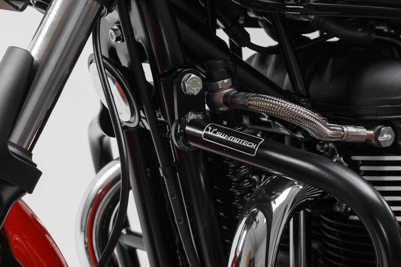 SW-Motech Crash bar - Svart. Triumf Thruxton, Bonneville (04-16). Figur 4