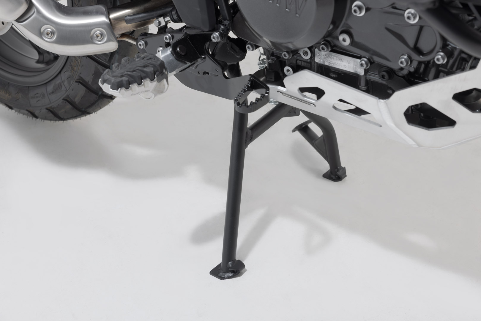 Standul SW-Motech - Negru. BMW G 310 GS (20-). Figura 3