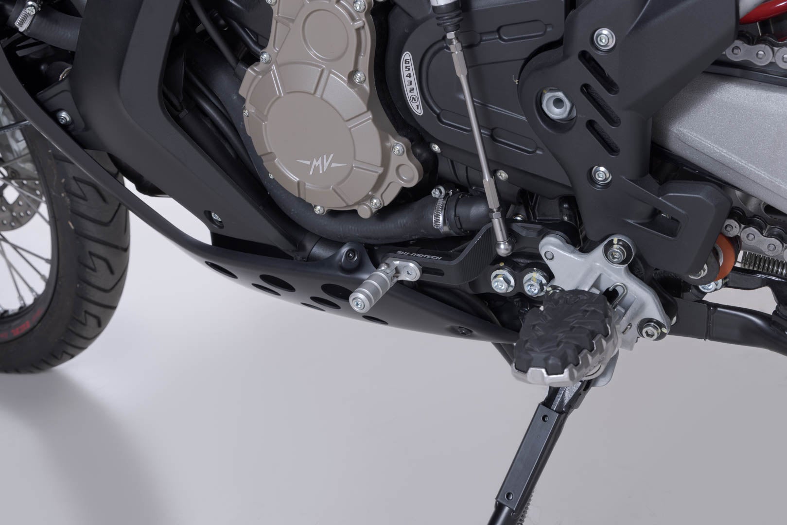 SW-Motech Gear lever - MV Agusta Enduro Veloce (24-). Figure 5