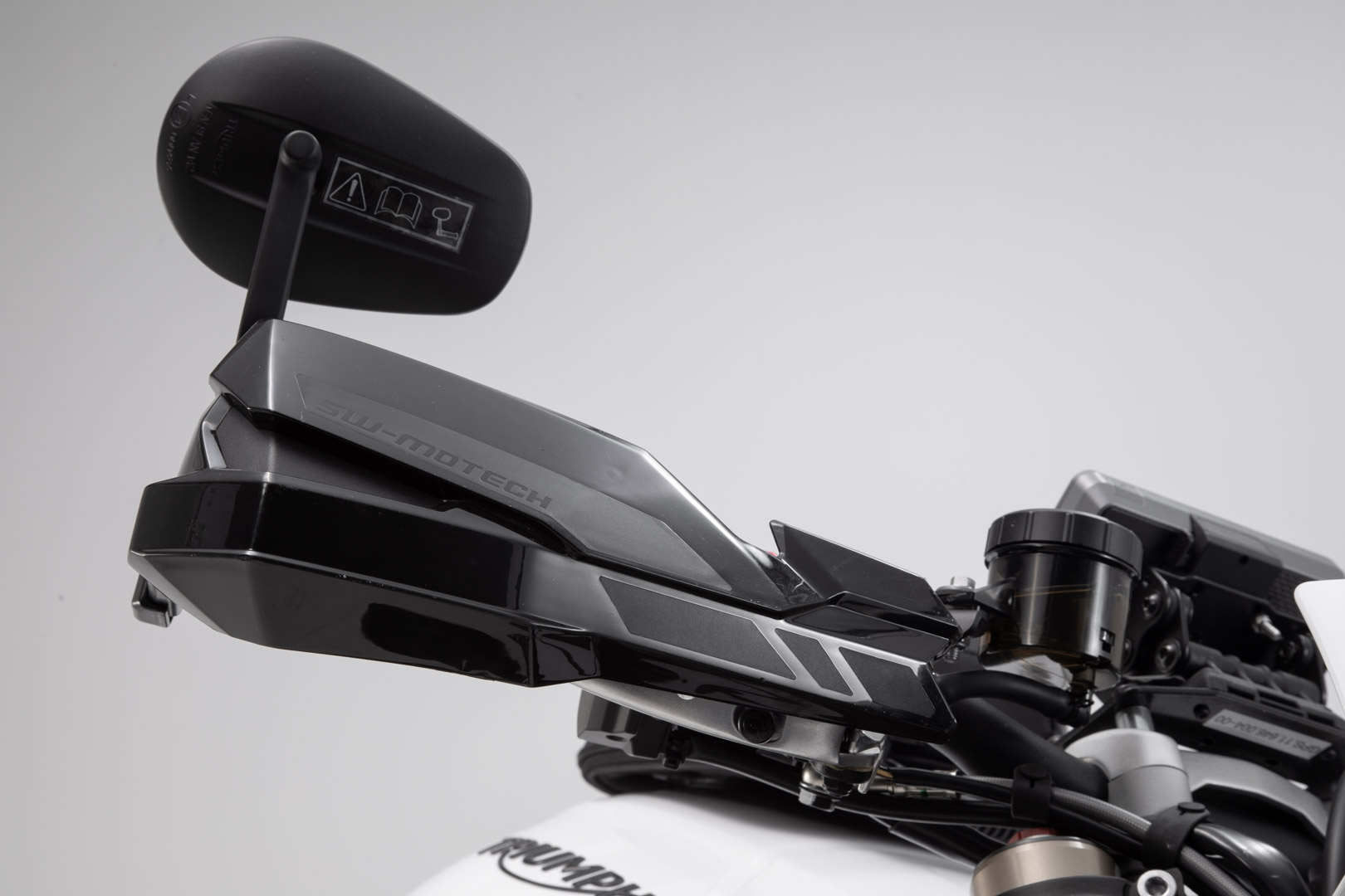 Kit de protecție SW-Motech KOBRA - Negru. Triumph Speed Triple S / RS (18-). Figura 2
