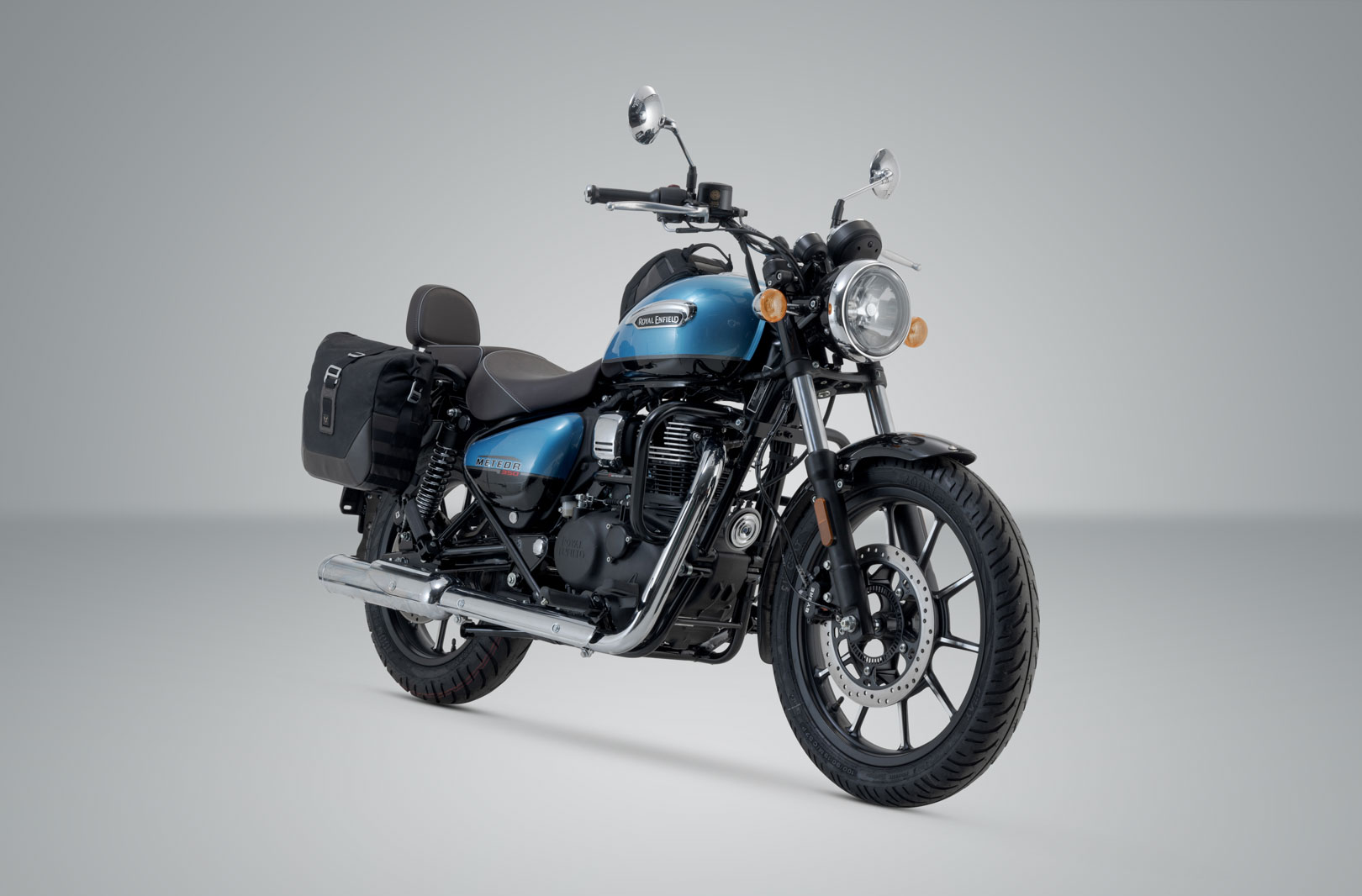 Sistem de genți laterale SW-Motech Legend Gear LC Black Edition - Royal Enfield Meteor 350 (19-). Figura 2