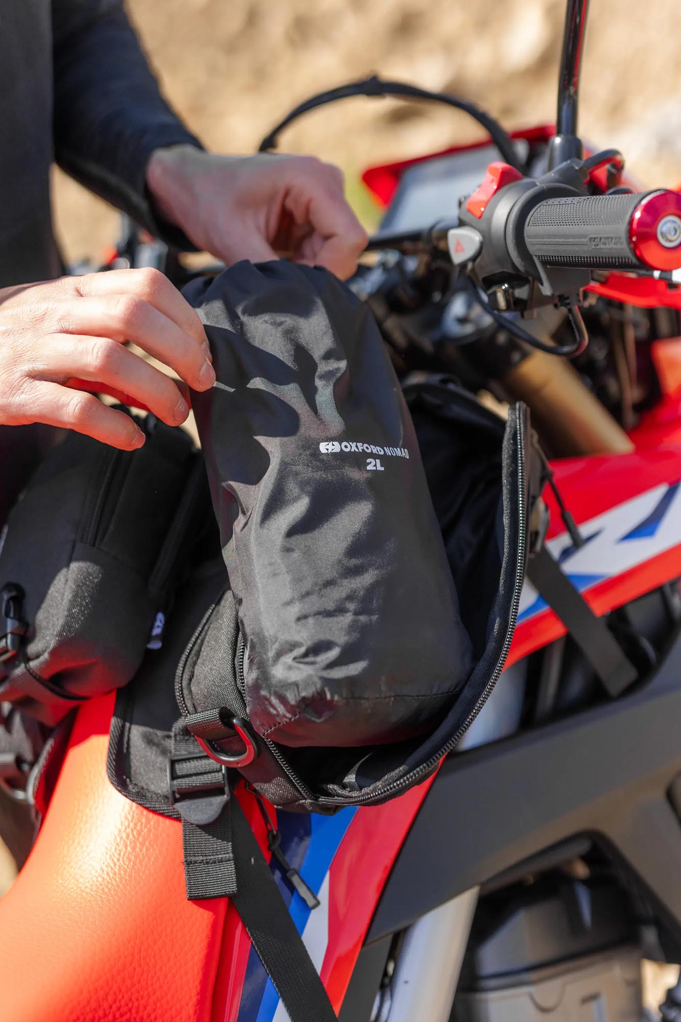 Oxford Nomad 2L Dry Bag Figure 6