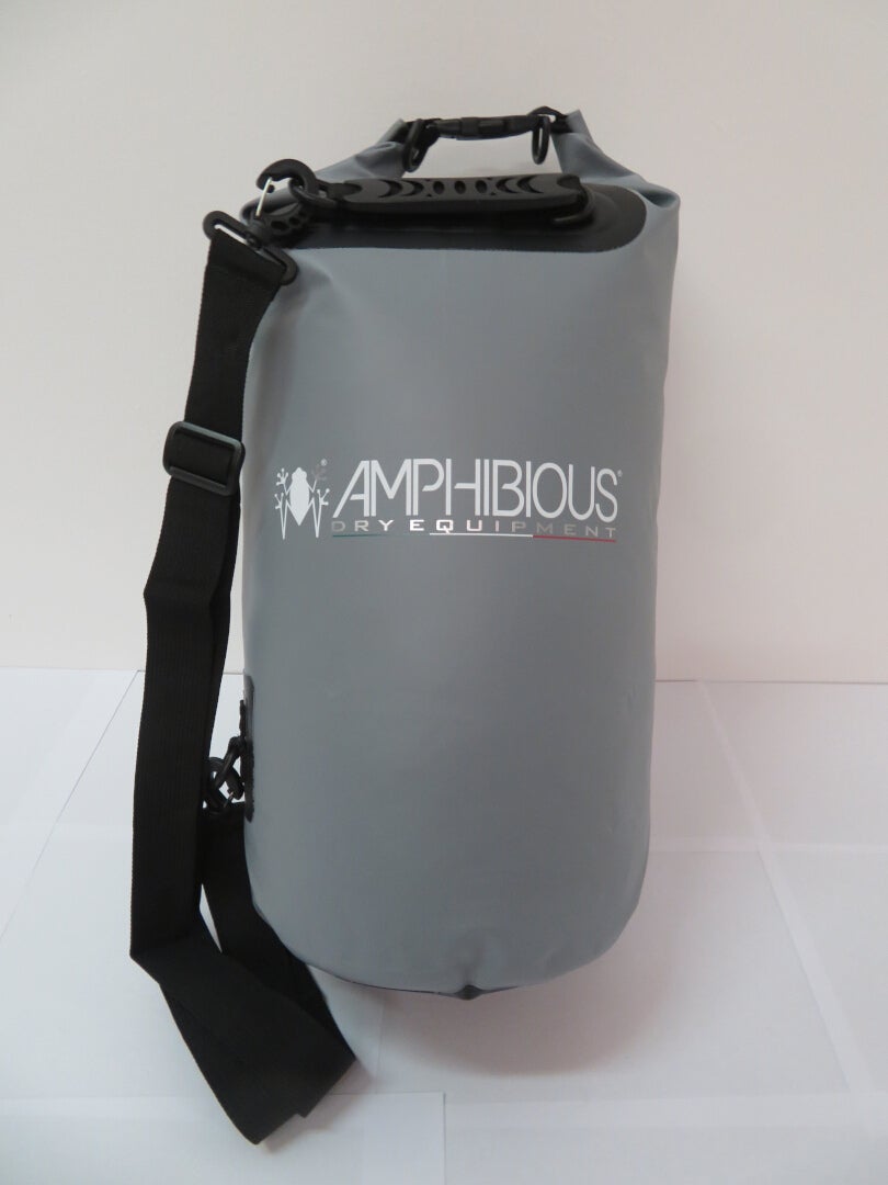 Amphibious Tube sac étanche gris 5 litres. Figure 4