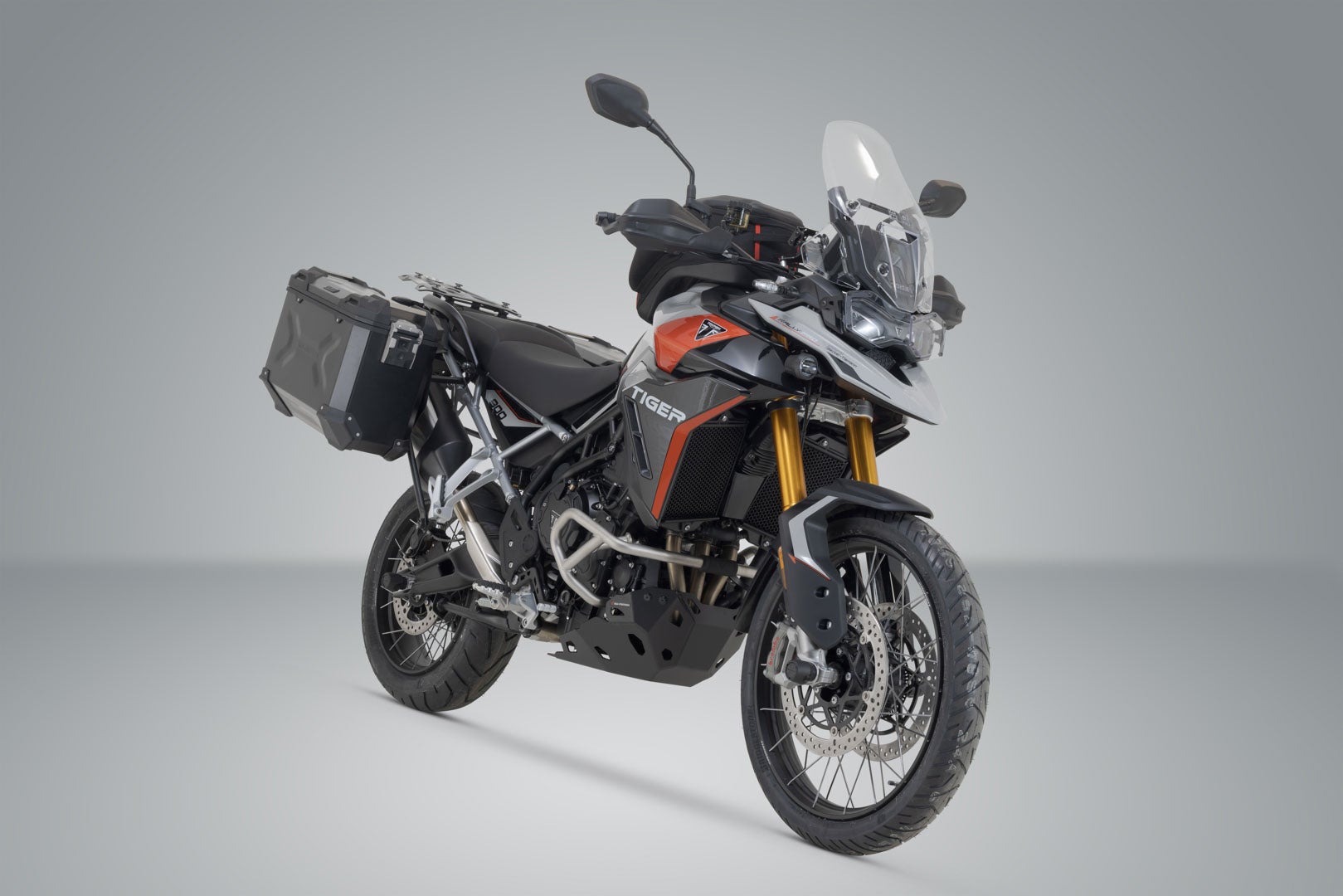 SW-Motech TRAX ADV aluminium case system - Black. 45/37 l. Triumph Tiger 900 models (23-). Figure 2