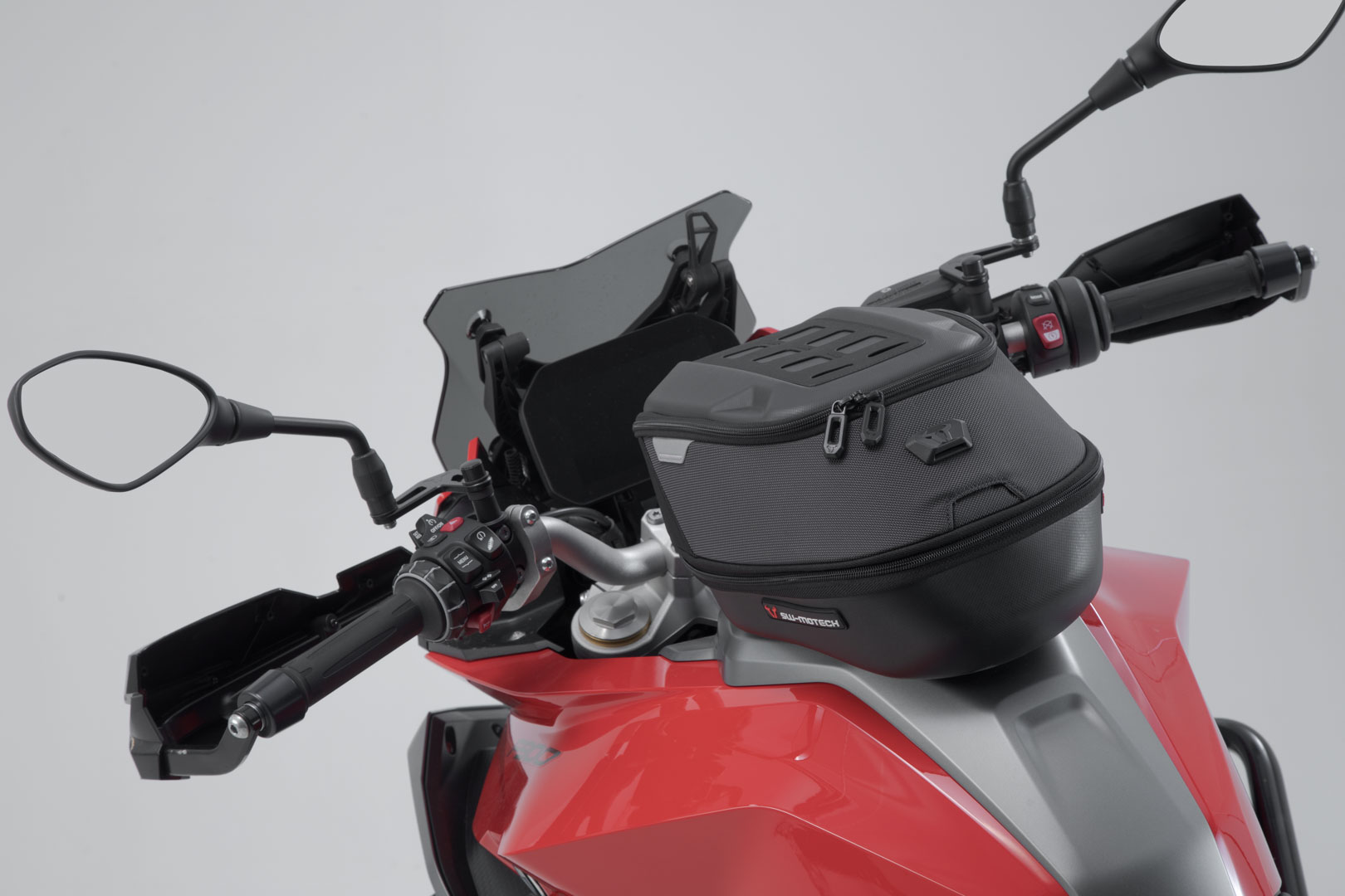 SW-Motech PRO Engage tankväska - 7-10 l. Figur 4