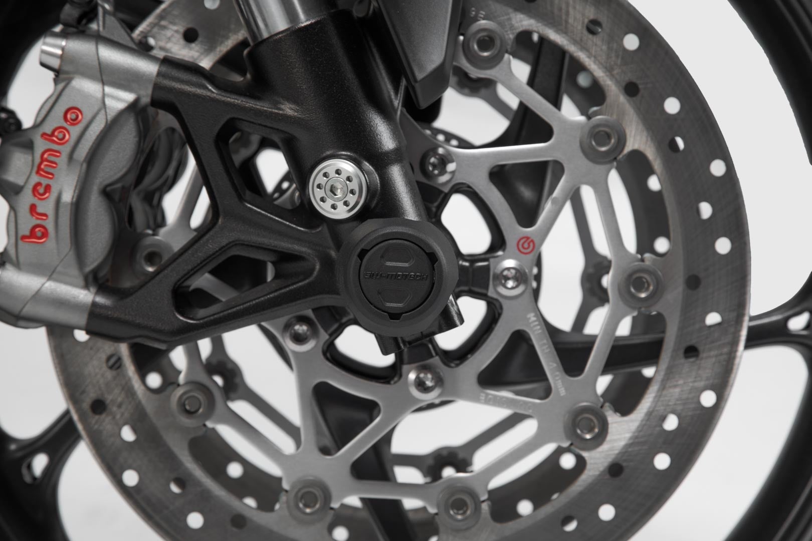 SW-Motech Slider definido para eixo dianteiro - Preto. Yamaha MT-09/Tracer (13-16), XSR900/Abar. Figura 3