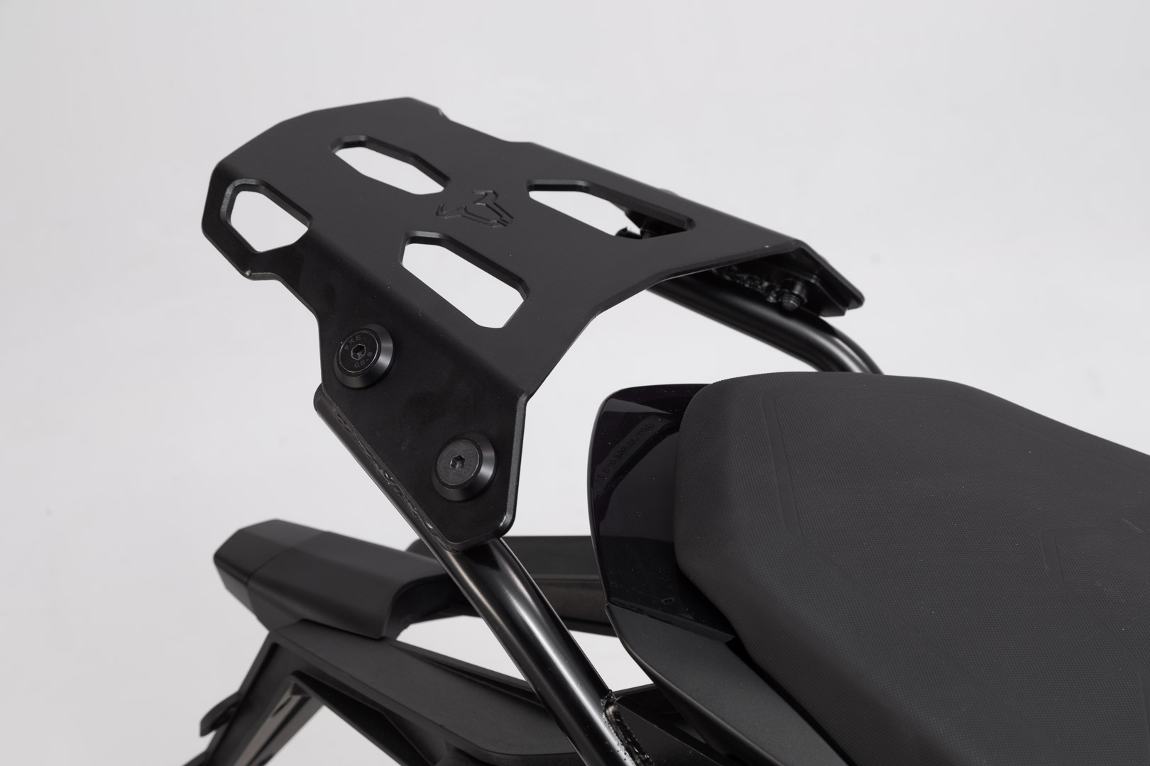 SW-Motech STREET-RACK - Negru. KTM 1290 Super Duke (16-19). Figura 3