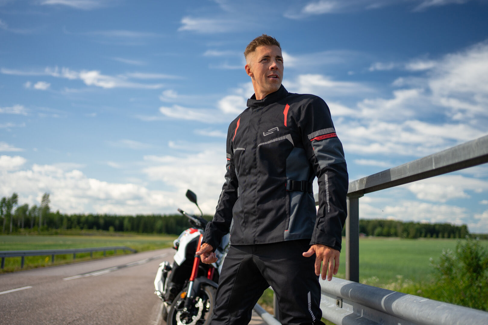 Lindstrands Backafall waterproof Motorcycle Textile Jacket black/grey 52 Figure 3