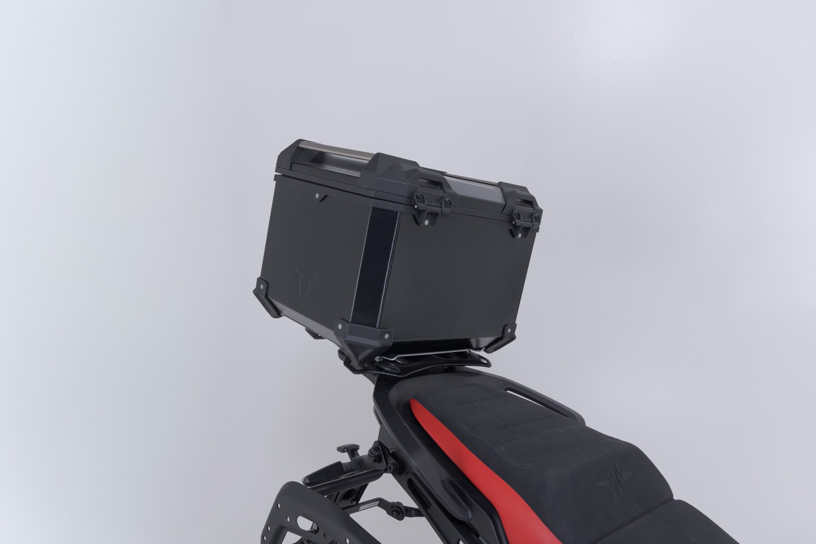 Side view of SW-Motech ADVENTURE-RACK - Black. MV Agusta Enduro Veloce (24-).