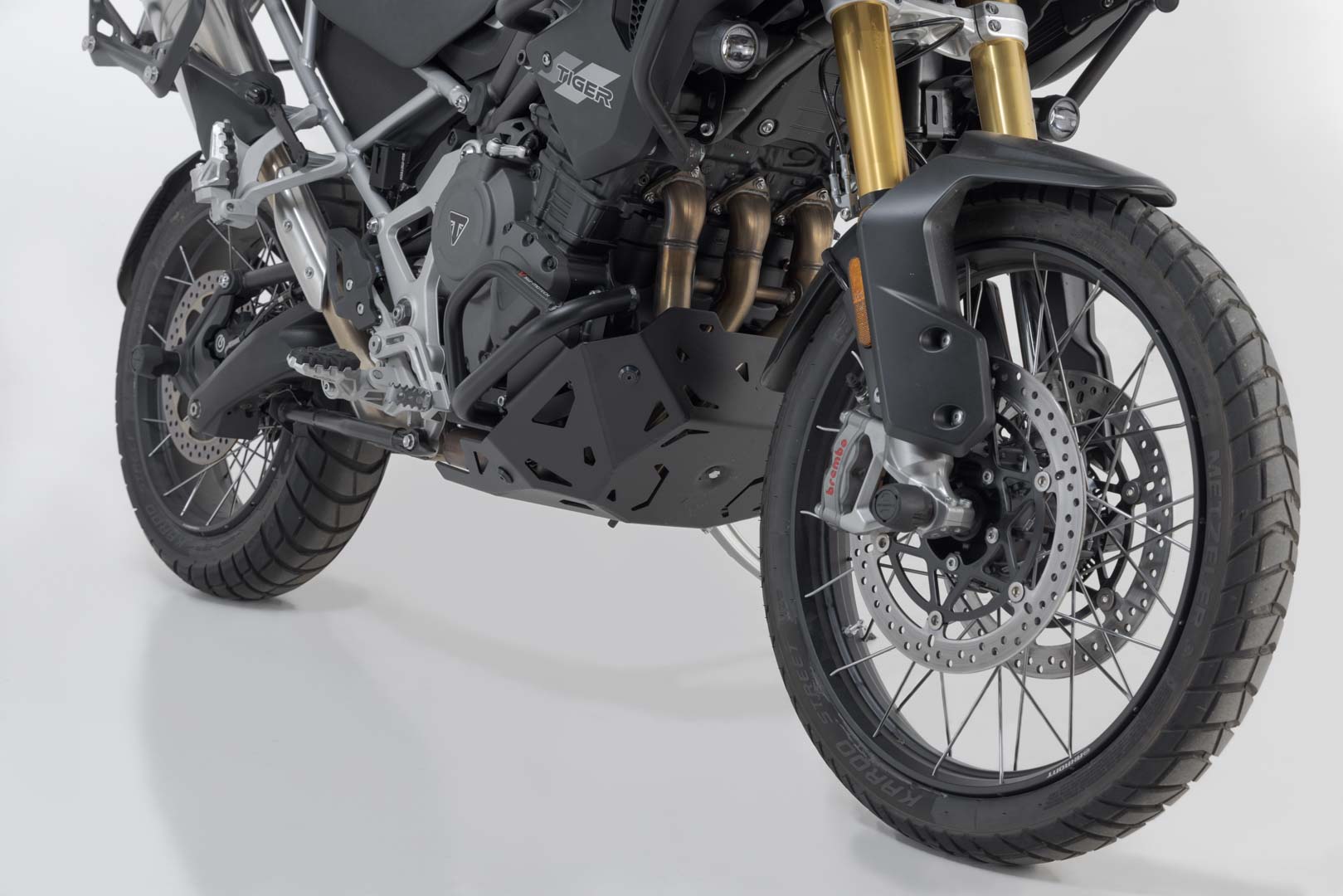 Protecție motorului SW-Motech - Neagră. Modelele Triumph Tiger 1200 (22-). Figura 1