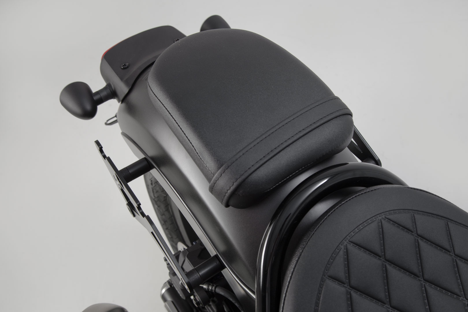 Sistem de genți laterale SW-Motech Legend Gear LH2/LH1 - 25,5/19,5 l. Honda CMX500 Rebel (16-). Figura 5
