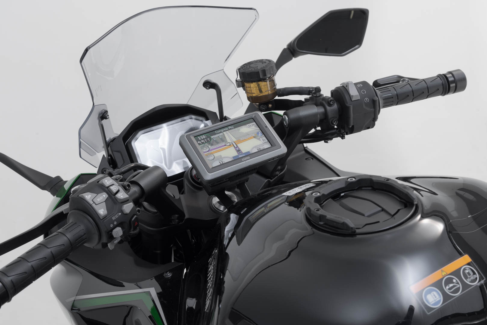 SW-Motech GPS-fäste för styre - Svart. Kawasaki Z1000SX, Ninja 1000SX, 1100SX / SE. Figur 3