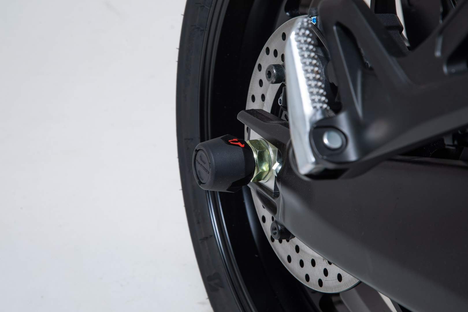 Set SW-Motech Slider pentru puntea spate - Negru. Yamaha Tracer 9 / GT (20-). Figura 5