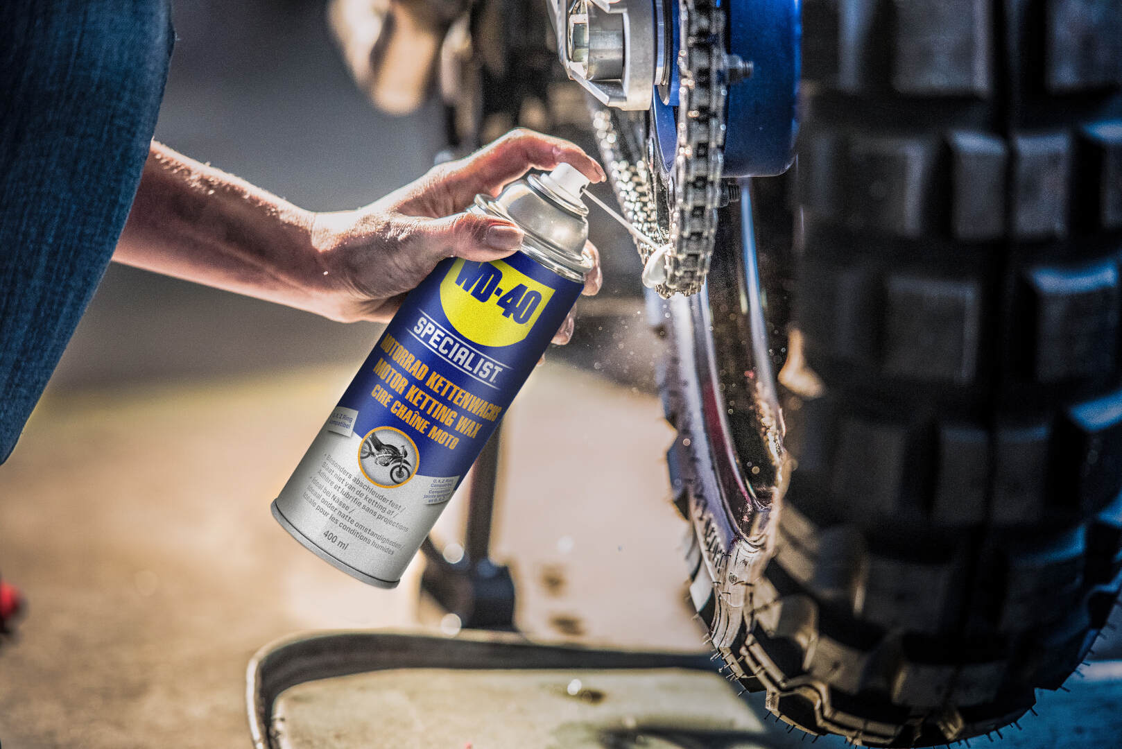 WD-40 Specialist Ceră pentru lanțuri de motocicletă 400ml Figura 3