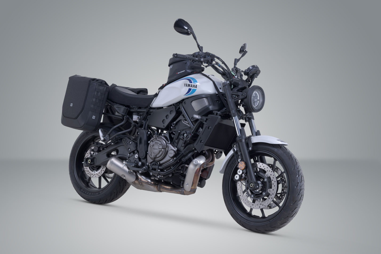 SW-Motech Legend Gear Side Bag system V-LOC - 16/16 l. Yamaha XSR700 (15-) / XSR700 XT (19-). Figur 2