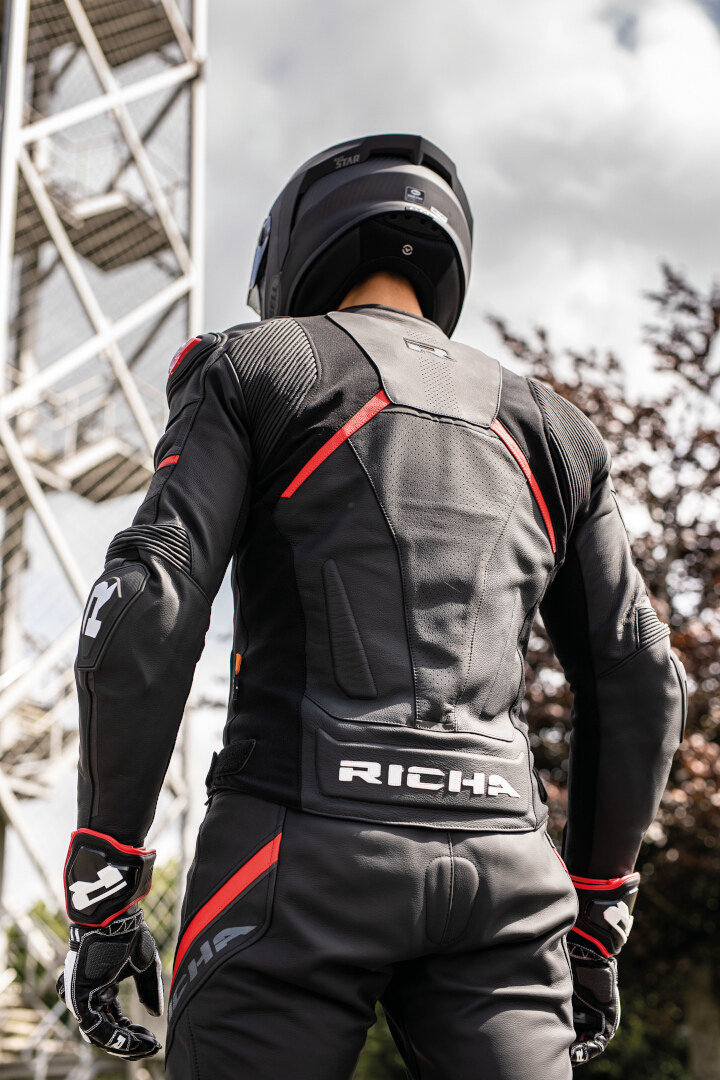 Richa Mugello 2 perforated Motorcycle Leather Jacket black/red 54 Figure 4
