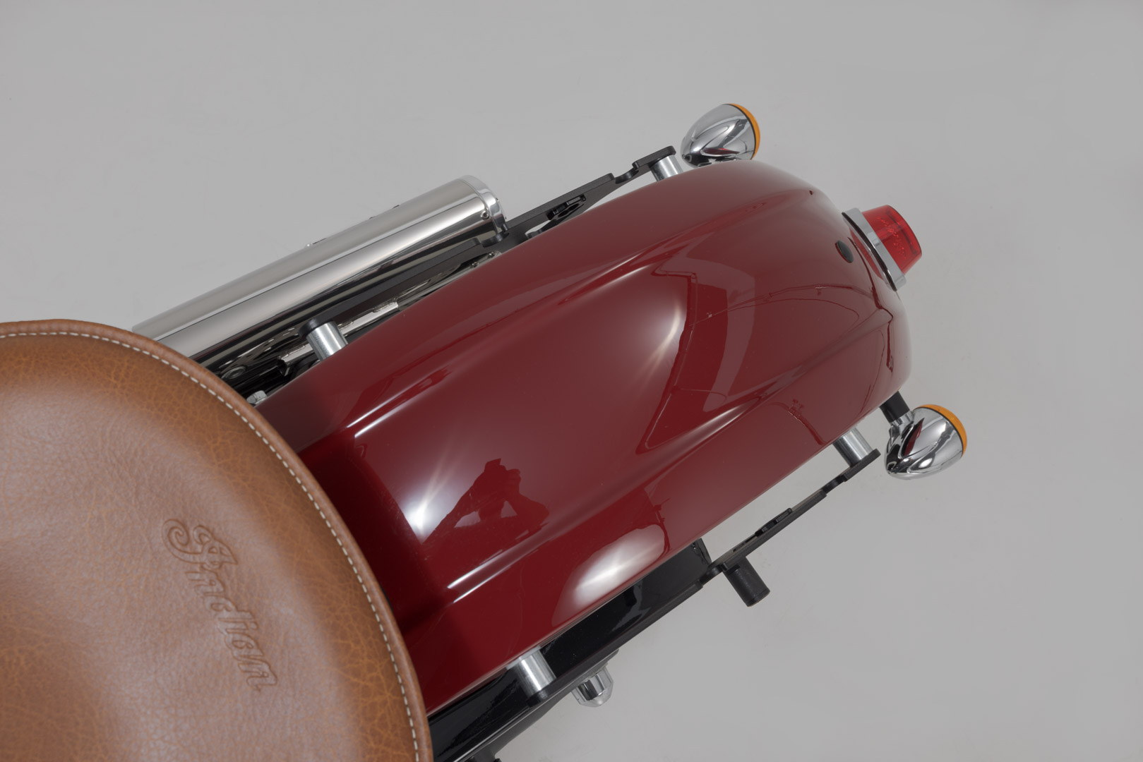 SW-Motech SLH sidobärare LH1 vänster - Indian Scout (16-). För LH1. Figur 5