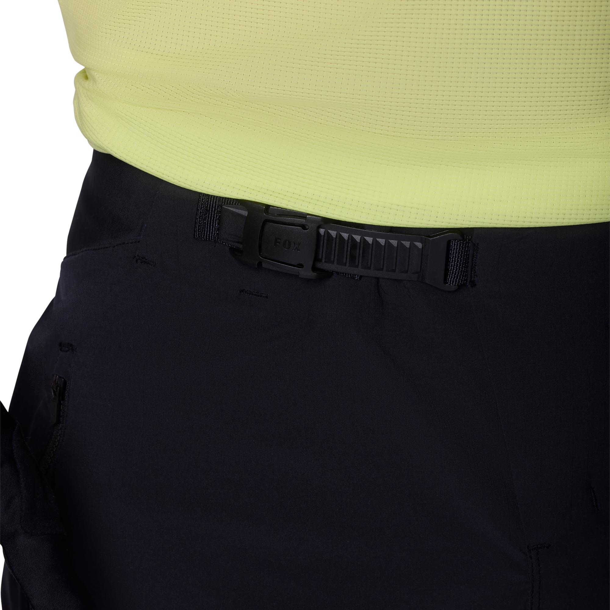 FOX Flexair Bicycle Shorts black 32 Figure 6