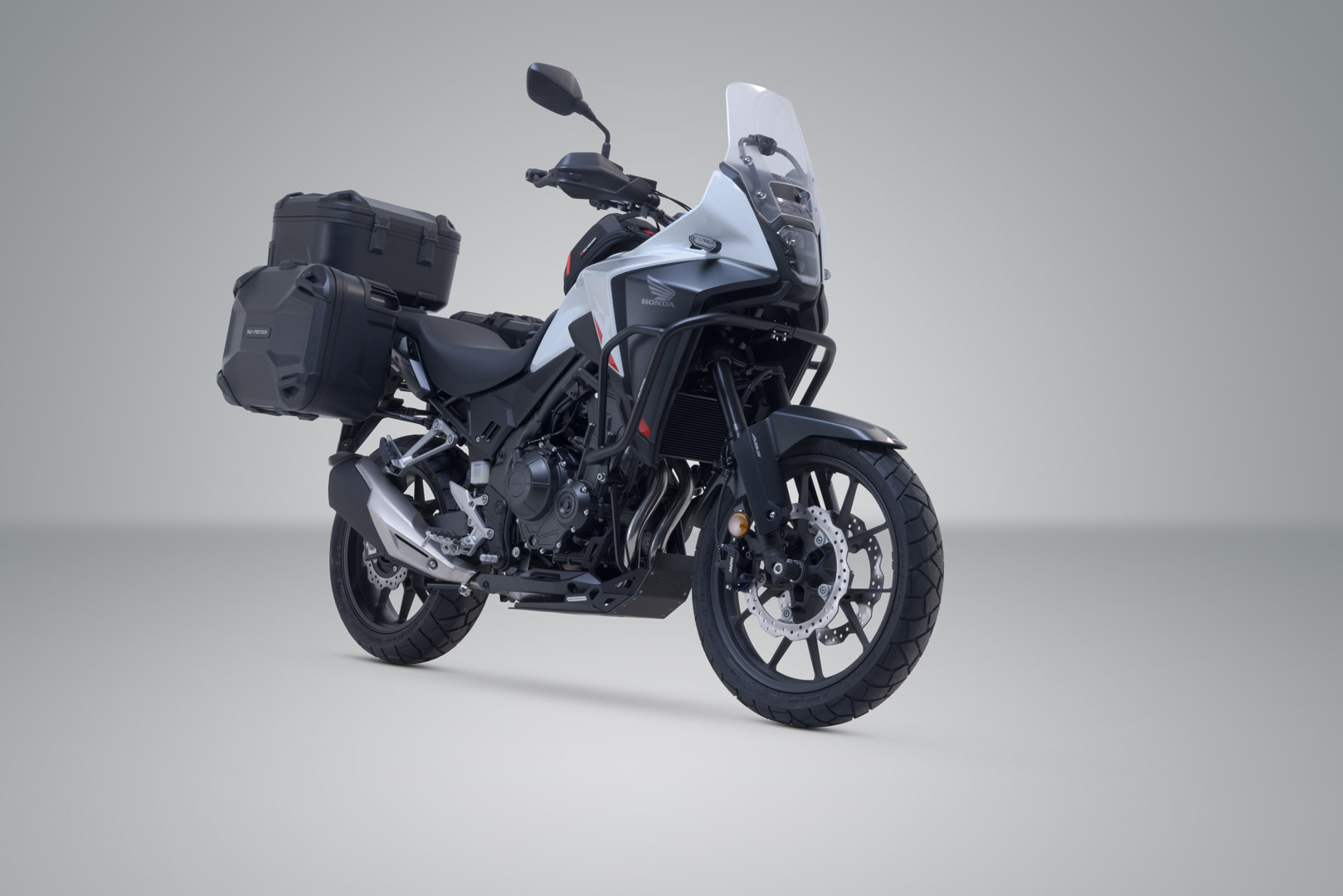 Setul SW-Motech Adventure DUSC cu majusculă L - Negru. Honda CB500X, CB500F, CBR500R, NX500. Figura 2