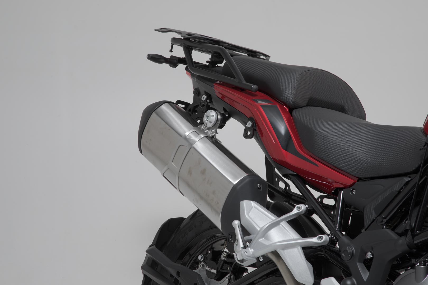 Portavion lateral SW-Motech PRO - Negru. Benelli TRK 502 X (18-). Figura 5