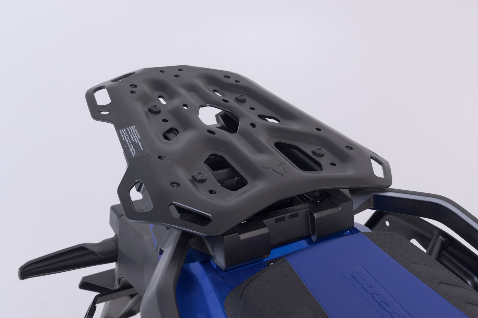 Setul de aventură SW-Motech TRAX ADV - Argint. Suzuki V-Strom 1050DE (21-). Figura 3