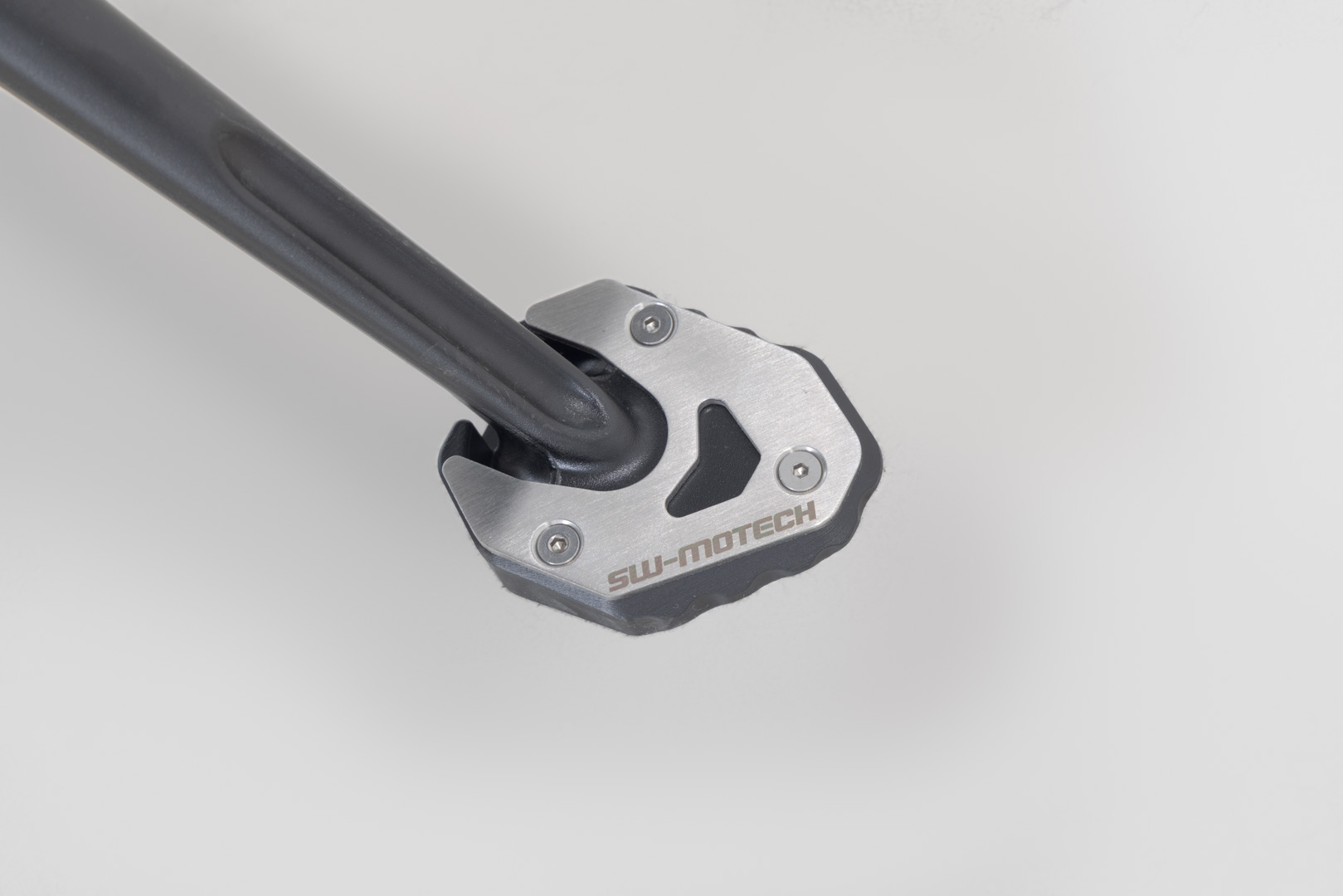Extensie SW-Motech pentru piciorul lateral - Negru/argintiu. BMW R 12 G/S (25-). Figura 1