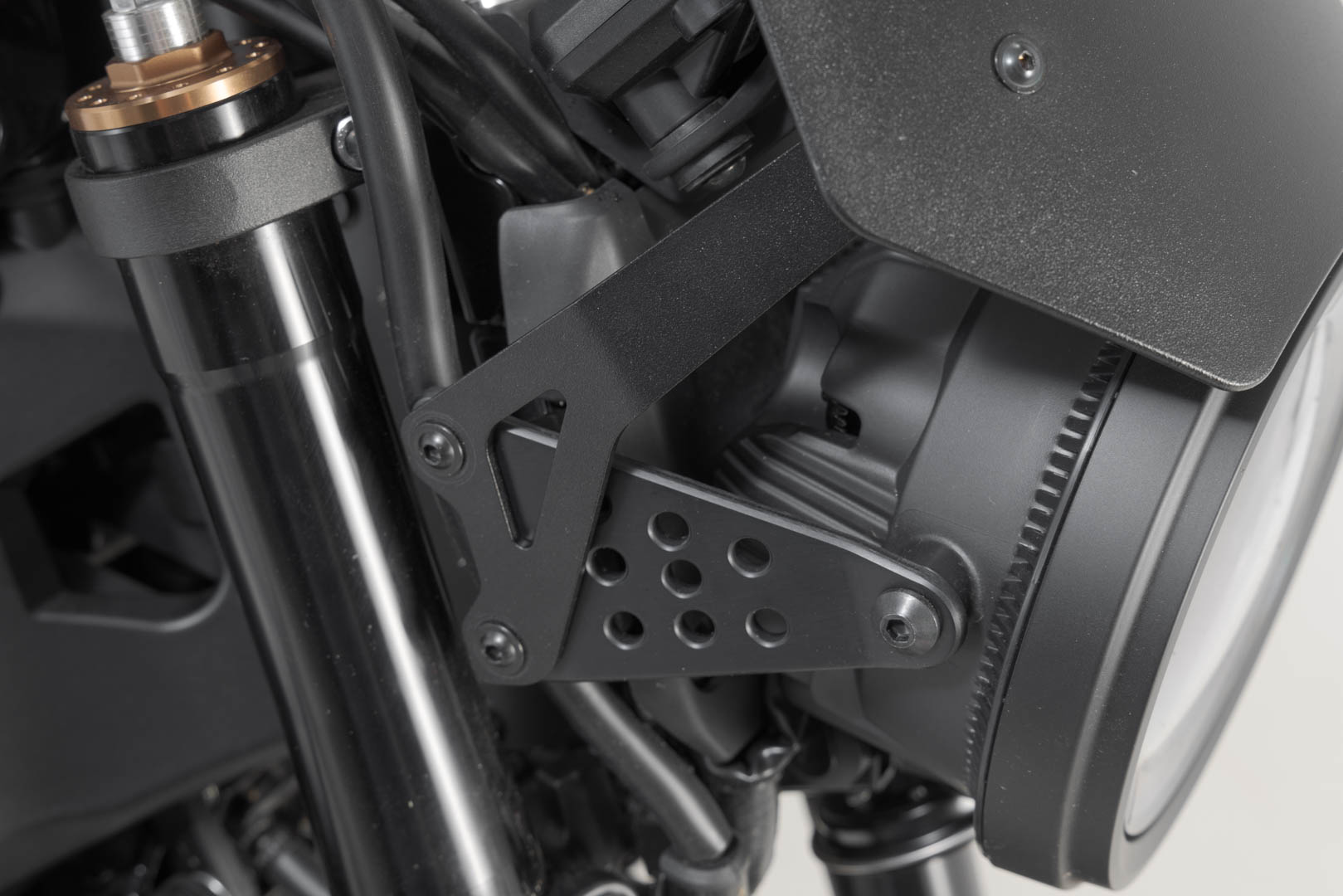 Parbrizul SW-Motech - Negru. Yamaha XSR900 (21-24). Figura 4