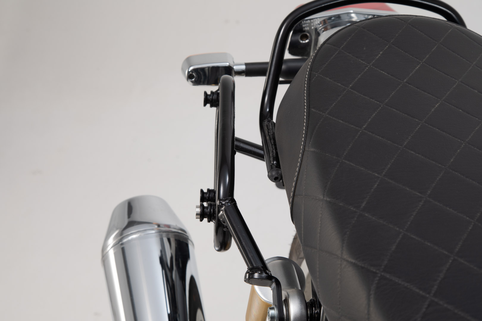 Portavion lateral SW-Motech SLC stânga - Royal Enfield Interceptor/ Continental 650 (18-). Figura 4