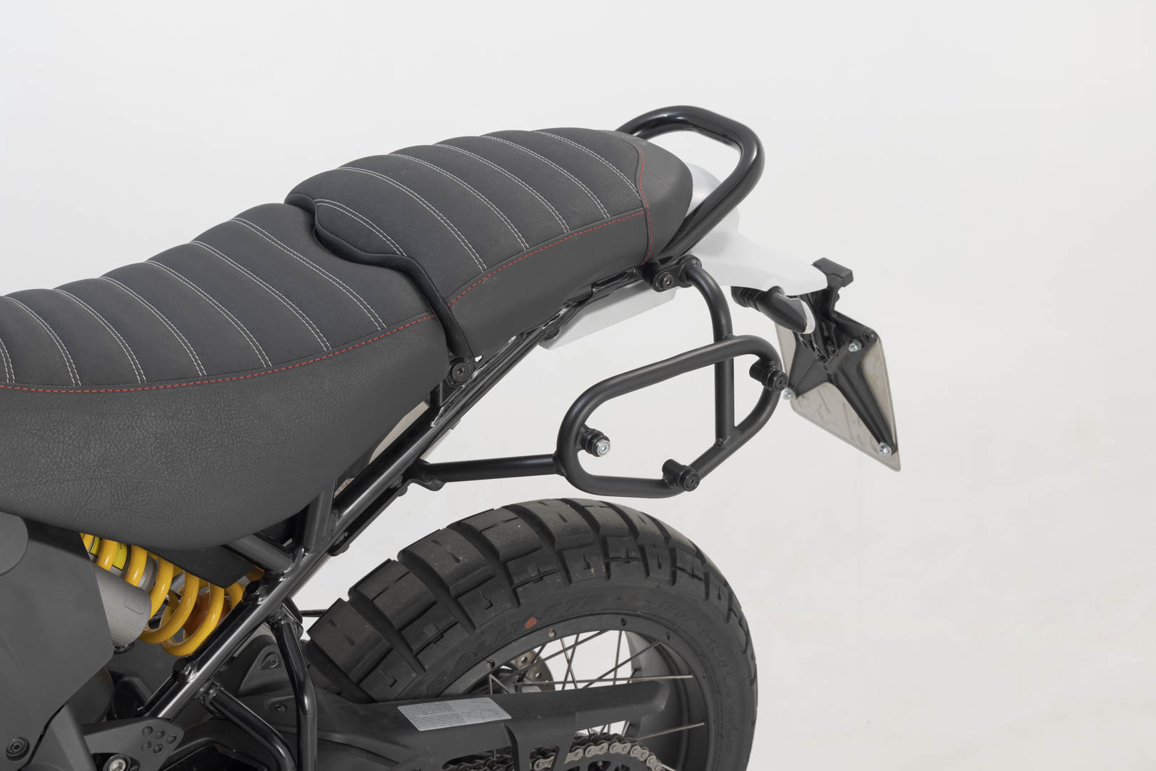 Portavion SW-Motech SLC pe partea stângă - Ducati DesertX (22-) / Rally (23-). Figura 3