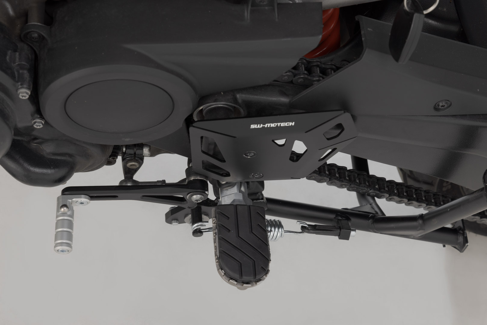 SW-Motech Heel guard stânga - Negru. Harley-Davidson Pan America (21-). Figura 4
