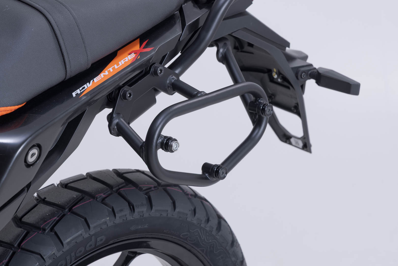 SW-Motech SLC carrier lateral stânga - KTM 125 End/ SMC R, 250 Adv, 390 Adv/ SMC R (25-). Figura 4