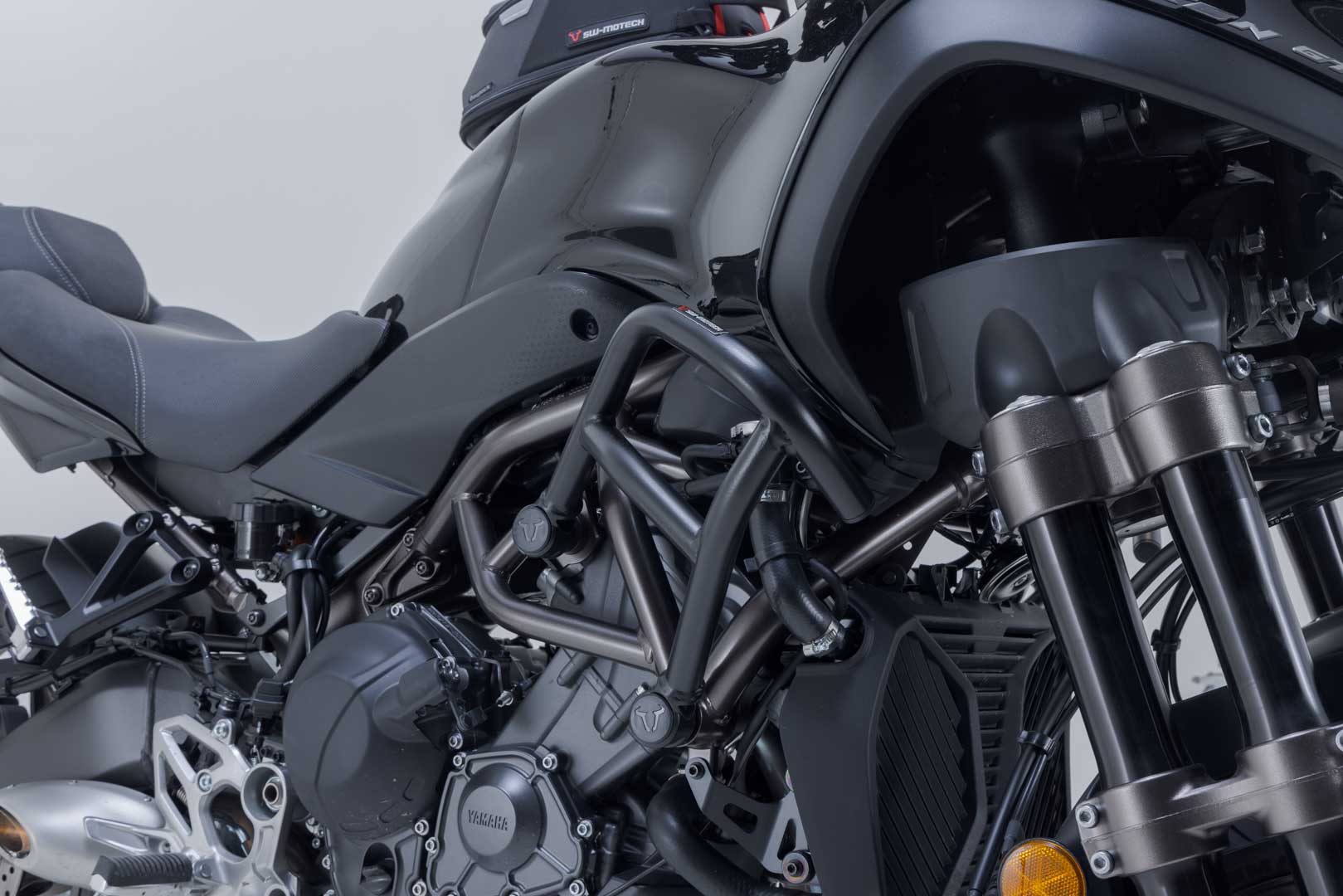 SW-Motech Krockbåge - Svart. Yamaha Niken GT (22-). Figur 2