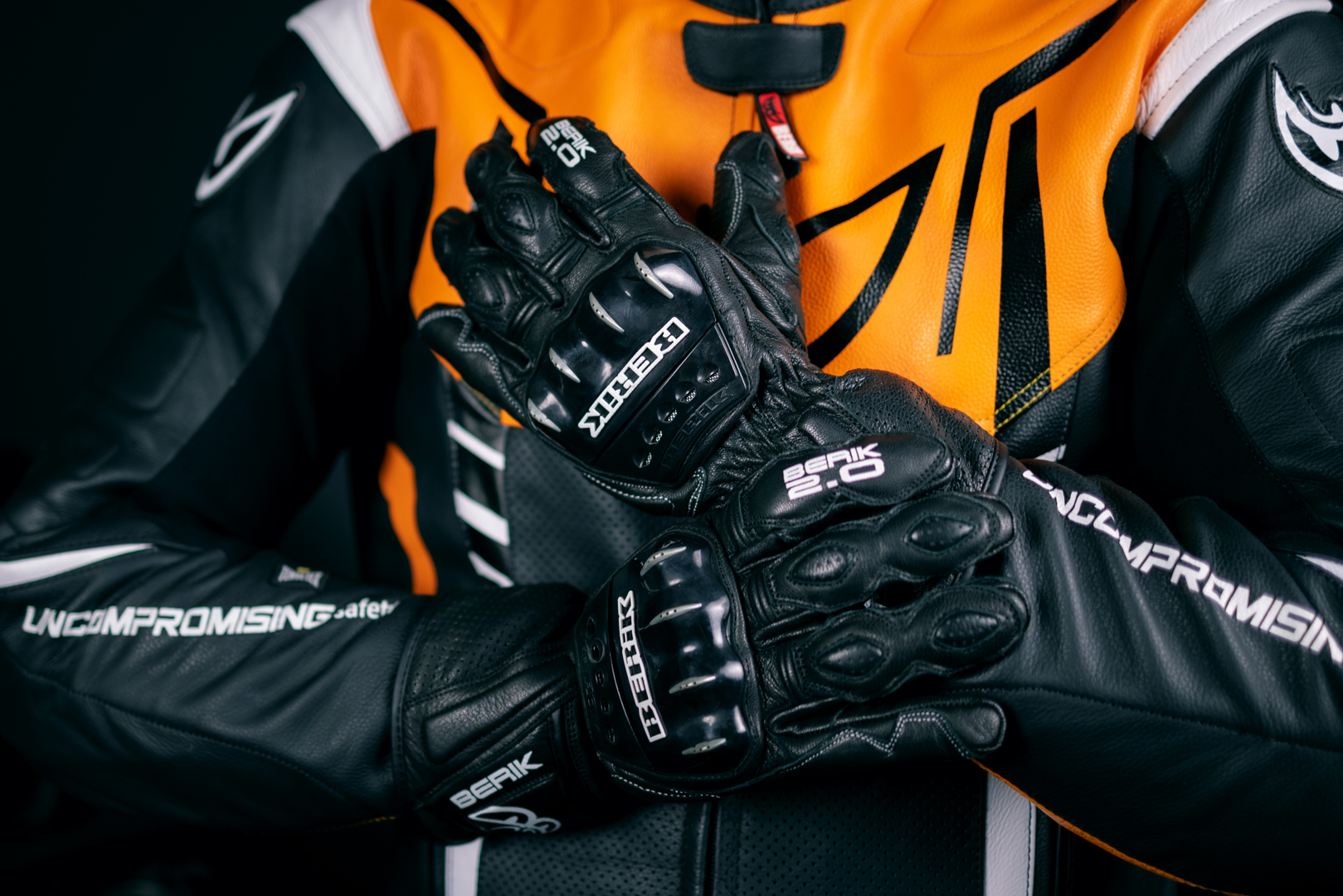 Berik Segullo Motorcycle Gloves black S Figure 5
