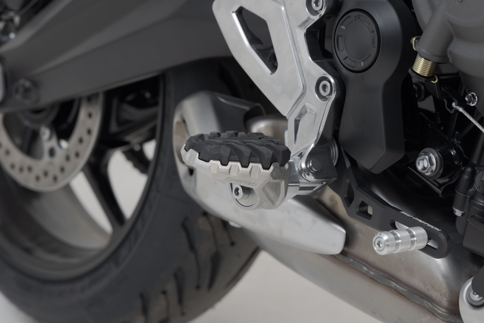 Kit de suport pentru picioare SW-Motech EVO - Triumph Tiger 660 (21-24), Yamaha Tracer 700 / 7. Figura 2