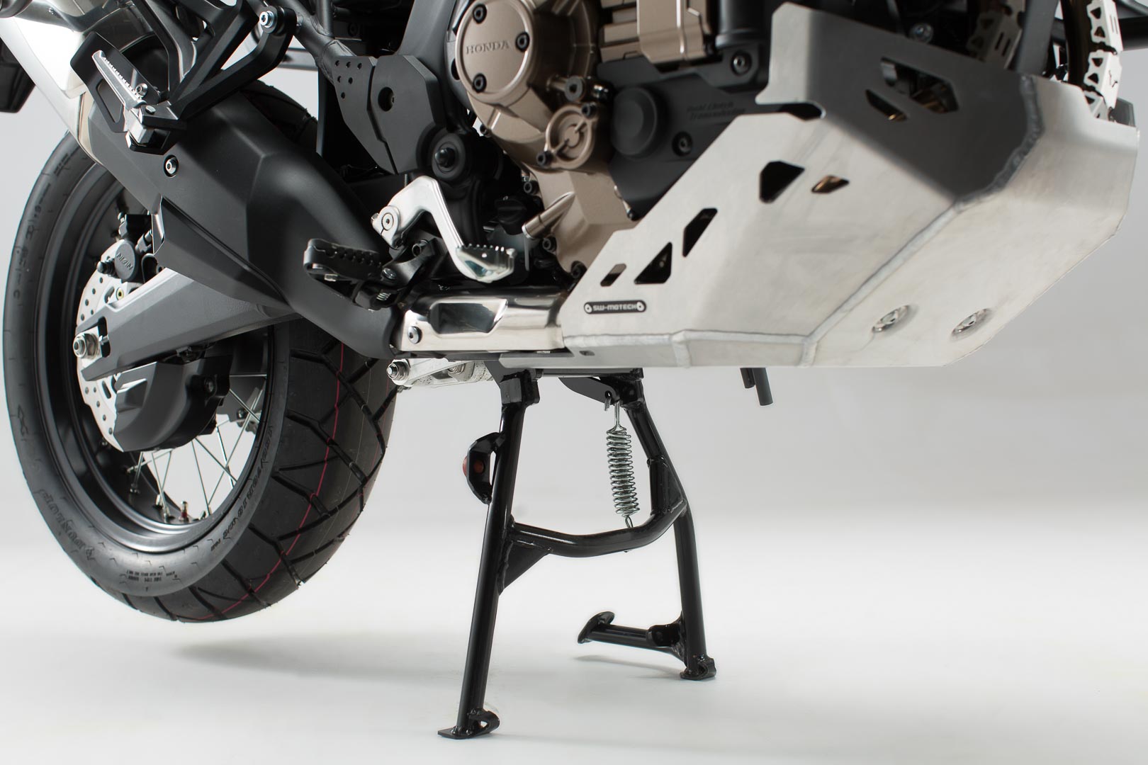 SW-Motech Centerstand - Svart. Honda CRF1000L Afrika Twin (15-). Figur 1 SW-Motech Centerstand - Svart. Honda CRF1000L Afrika Twin (15-). Figur 1