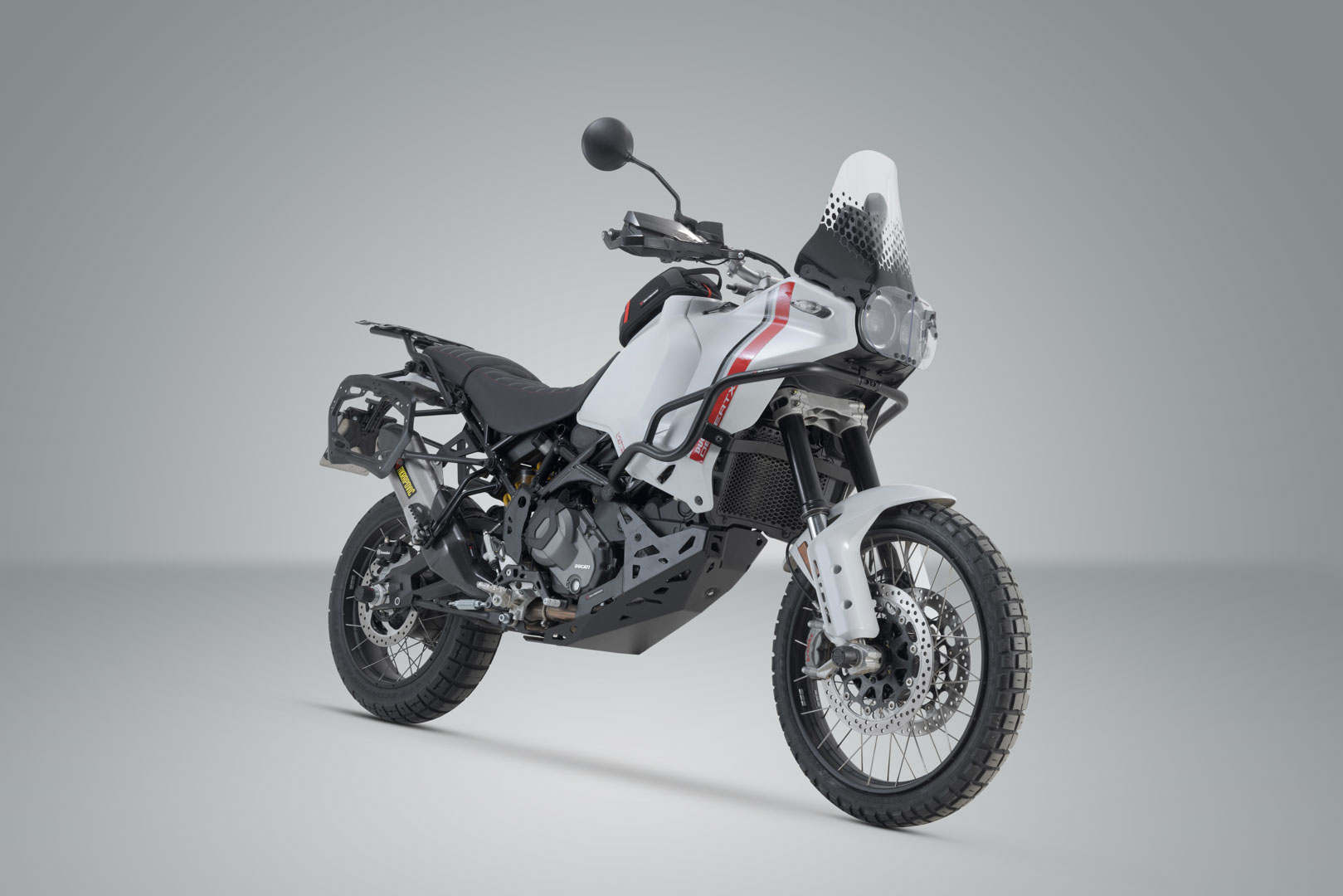 SW-Motech PRO operator lateral model SUA - Negru. Ducati DesertX (22-) / Rally (23-). Figura 2