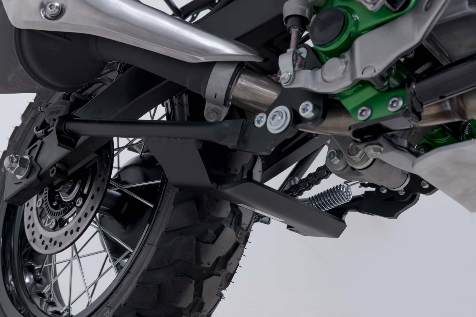 SW-Motech Centerstand - Black. Kawasaki KLE500 / KLE500 SE (26-). Figure 5